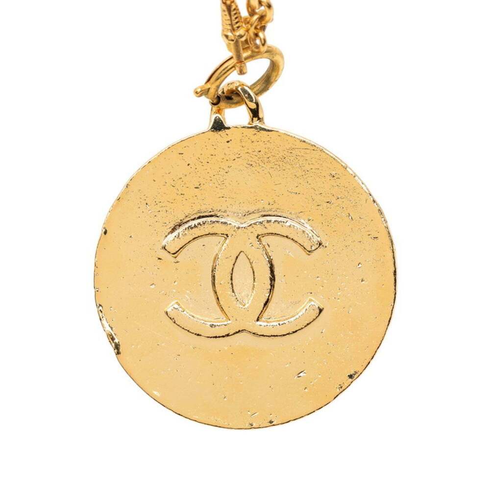 CHANEL Authentic Green Logo Necklace - Picture 3 of 6